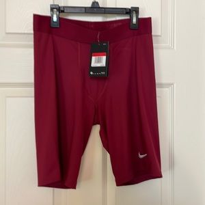 Nike Dri-FIT Power 1/2 Tight - Large - Maroon